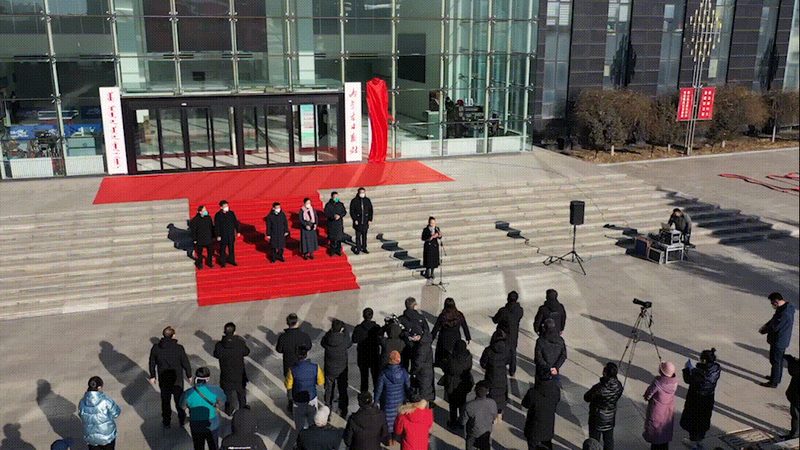 服装短视频代运营按效果收费：揭秘行业新模式