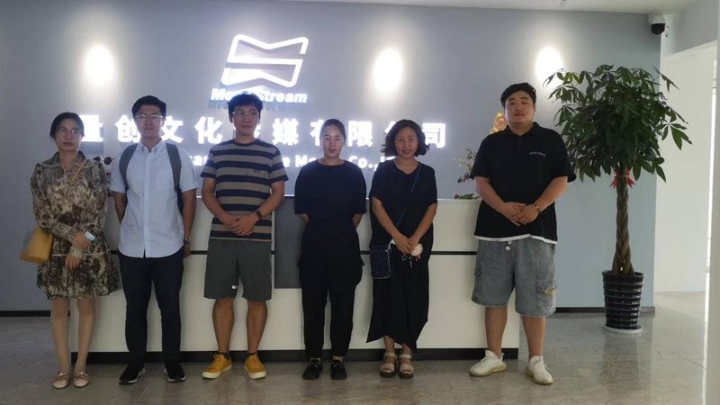 品牌设计与平面设计：本质差异与应用场景